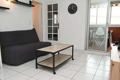 Image de Charmant studio cabine avec parking sécurisé