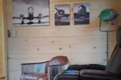 Image de The Aviator -Tiny Home w/Hot Tub