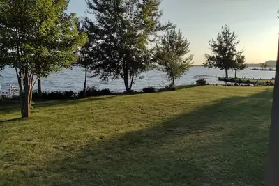 Image de Bergland Bay Hideaway is a Lovely 3-bedroom Lakefront house in Bergland Mi