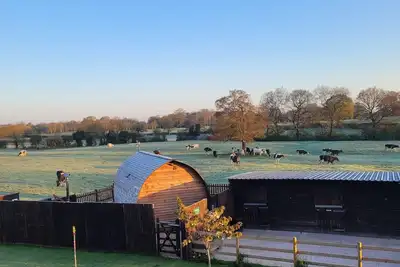 Image de Standard-Hot Tub-Cabine-Sdb privée avec douche