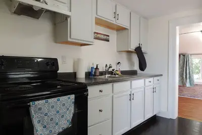 Image de Welcome to Cowtown! Homey open concept 2 bedroom apartment.