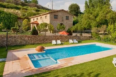 Maison de campagne \"Casa Rural El Manantial\" avec vue sur la montagne, piscine et terrasse privée