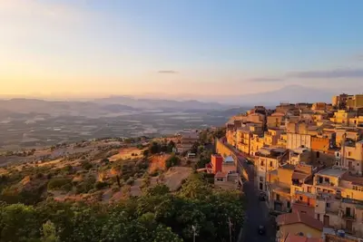 Image de Mineo Townhouse with incredible views of Mount Etna