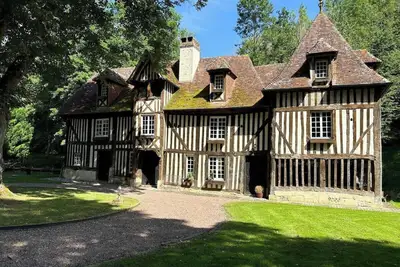 Image de Manoir du XVIIIème Siècle - La Hanoudière