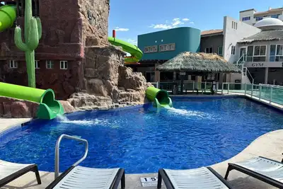 Image de Beachfront Oceanview Big Patio Condo Water Slides Las Palmas Resort Sandy Beach