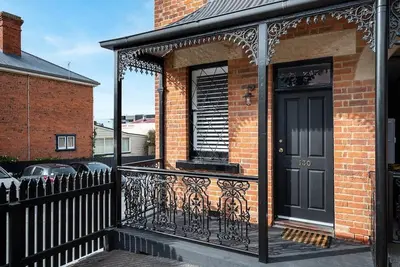 Image de Brisbane Terrace – Prime Hobart location with parking