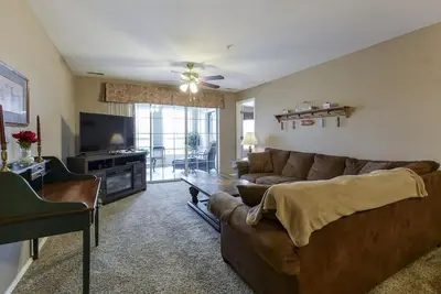 Image de Country Getaway Condo -No Stairs! Close to Strip!