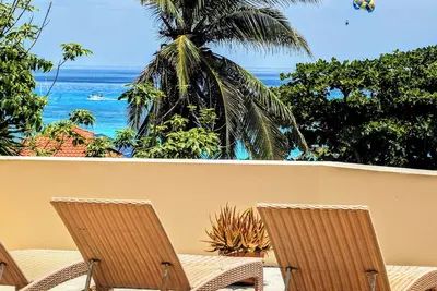 Image de Villa Marena by Vopdc: Luxury Beachfront Escape with Private Pool for 25 Guests