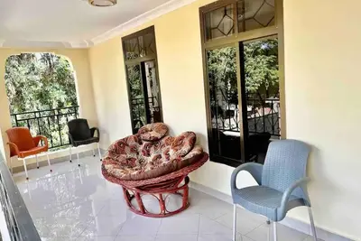 Image de Entire 4-bedroom Holiday Home with a view of Mt Meru and 5min from the Airport!