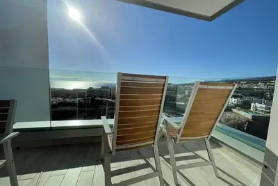 Image de Luxe Penthouse 9de Verdiep met Zeezicht