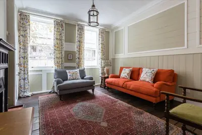 Image de 3 Bedroom in the Heart of West End