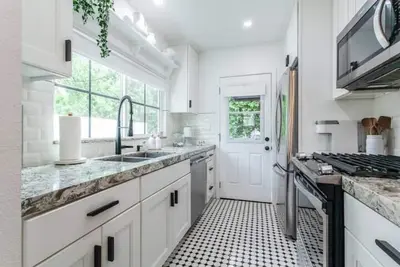 Image de Coronado Island Beach Cottage\n\n