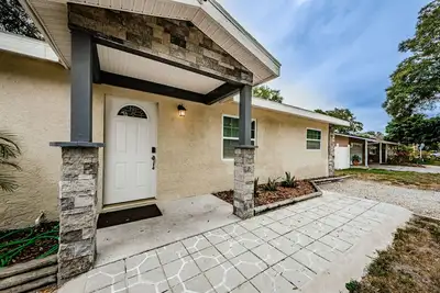 Image de Entire House close to the beaches, Ballpark, EddieC Moore & Joe DiMaggio Stadium