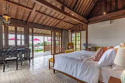 Image de Umah Lusa - Deluxe Suite, 1 Bedroom, Balcony, Garden View\n\n