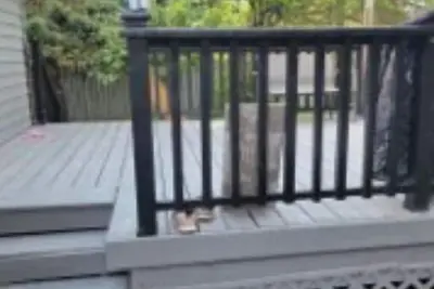 Image de 4 Level split 15min from the Airport, 5Min from the  train station.