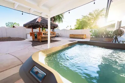 Image de Cozy Cabana w/ Fun-Filled Games, Pool Oasis, and Family-Ready Kitchen