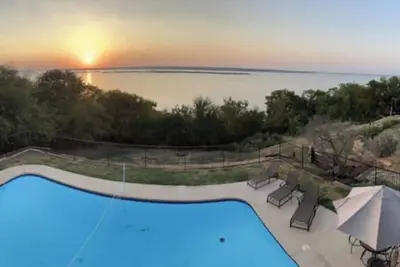 Image de Lake Front, Pool & Sunset Island Views- Lake Texoma Heavenly! ! !