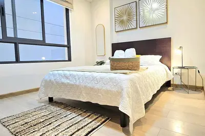Discover the city in apartment. luxury, 5* location