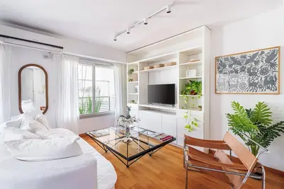 Charming 2 Bdr Duplex w/ private rooftop + Bbq