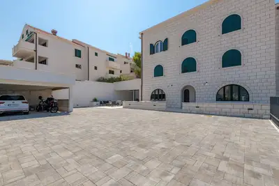 Image de Luxury B. one Apartment - Two Bedroom Apartment with Private Pool and Hot Tub