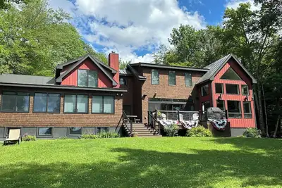 Image de Serene Lakeside Camp - Embden, Me