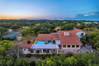 Image de 7br Home w/ Pool - Perfect for Family Reunions