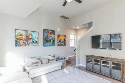 Image de Retreat in Bouldin Creek | Walkable to restaurants