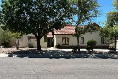 Image de Your family will be close to everything staying in this centrally located place.