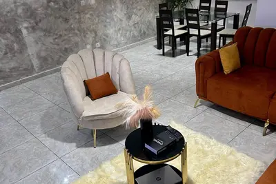2Bed Abidjan Apartment- Relax, Explore & Unwind