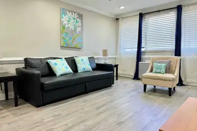Image de Upgraded 2br Apartment in Historic Atl