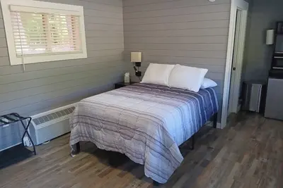 Image de TeePee Room 3- Newly Renovated