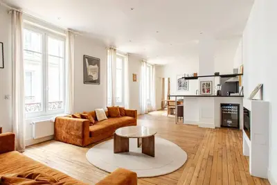 Image de Splendid 2 bedroom apartment next to the Trocadero!
