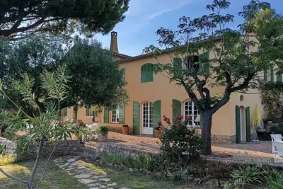Image de Magnifique maison familiale avec vue sur la baie de Sanary
