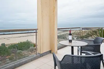 Image de Coastal Living at Oaks: Pier Apartment - Ocean Views - no 124