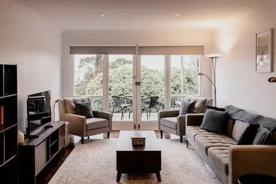 Image de Seaside home with nearby beach access