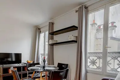 Image de Tbs 238 - Joli appartement quartier Moulin Rouge