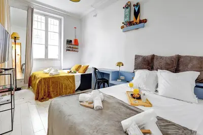 Image de Appartement cosy proche Opéra Garnier - Suite 222