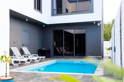 Image de Peaceful and centrally-located villa. 5 mins drive to Grand Baie public Beach.