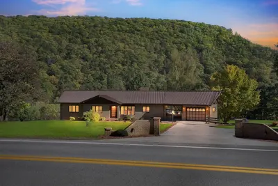 Image de New Listing! Bear Paw Cottage- 12 mins to Seneca Rocks