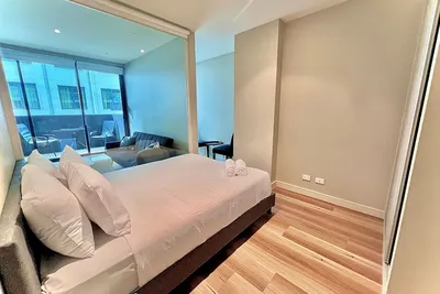 Image de Cozy Chic Modern Apartment with Pool, Sauna & Gym