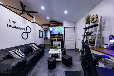 Image de Charming studio with WiFi and Ac in lovely Indianapolis