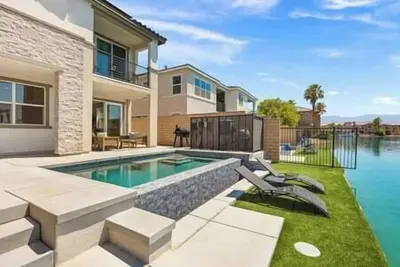 Image de Lakefront new modern+ gameroom, next 2 golf+casino