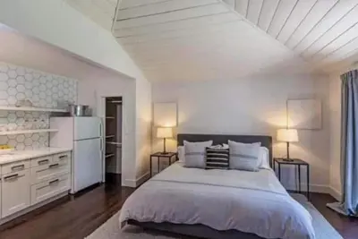 Image de A quiet studio, Ideal for scholars, remote professionals, and long-stay guests