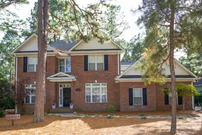 Image de La-Vie #1. Villa located less than 5 miles to the charming Village of Pinehurst.