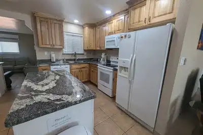 Image de Charming 3-bedroom house with WiFi and Ac  on the South Shores of Lake Powell