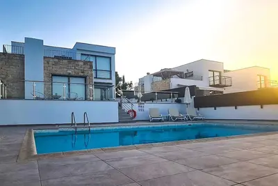 Image de Spacious Villa in Neo Chorio, Panoramic Sea Views to Polis Chrysochous Bay, A/C & Private Pool!