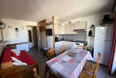 Appartement pour 6 pers. , secteur calme, vue dégagée et place de parking