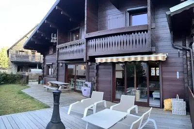 Image de Chalet Coup de Cœur, 16 pers, 180m², centre station