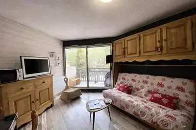 Agréable appartement esprit montagne, en centre station