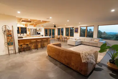 Image de Epic Country Estate*2 Homes!